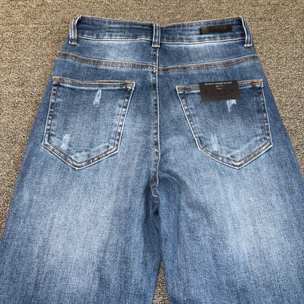 NWT Risen Los Angeles High Rise Straight Leg Jeans Button Fly Raw Hem Size 1 - Picture 3 of 11